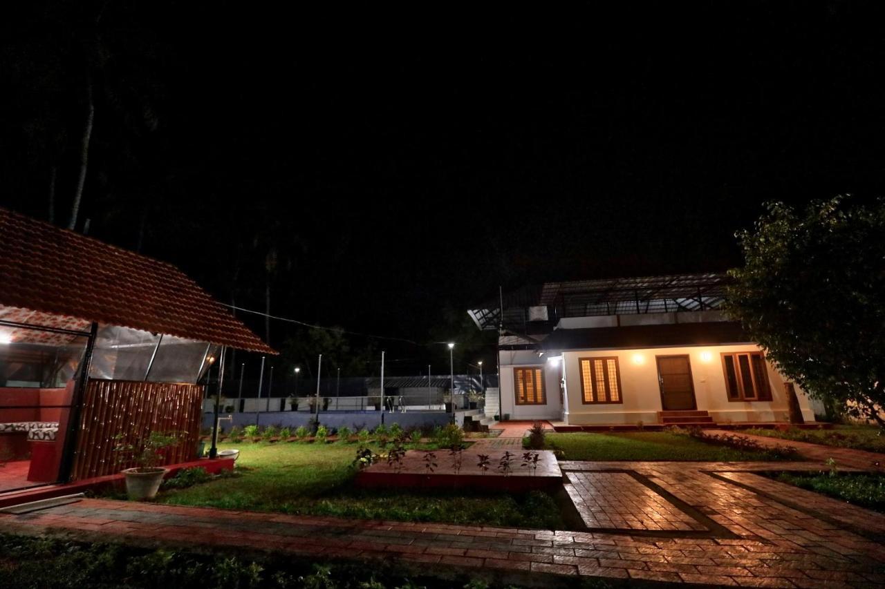 Waves And Shores Beach Villa Mararikulam Extérieur photo